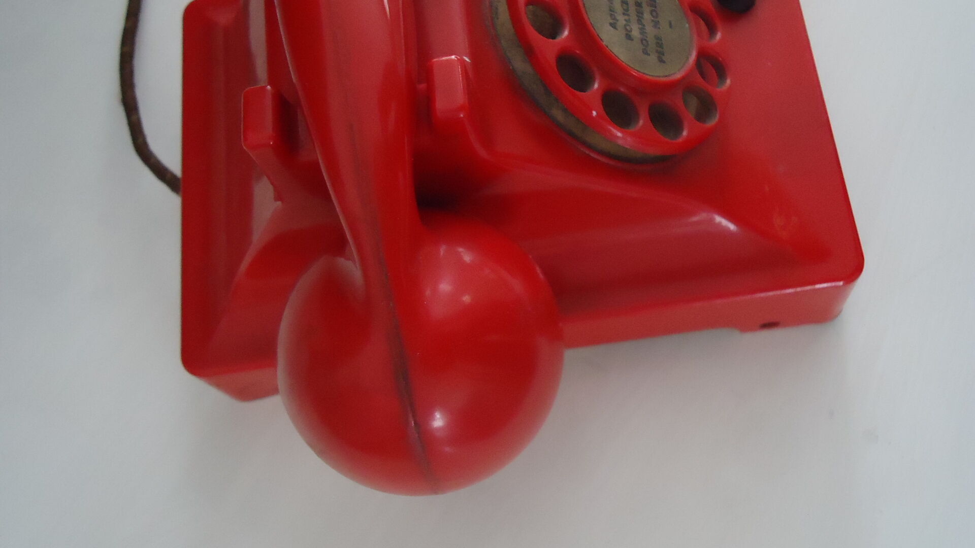 Red houet phone