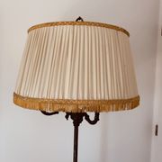 Lampadaire tripode