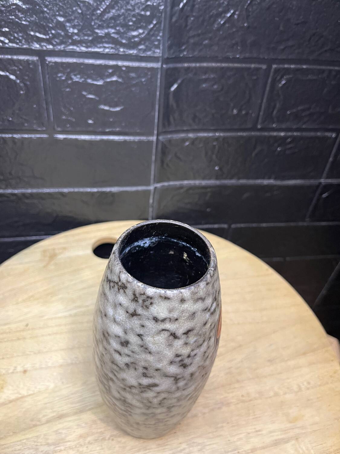 Ceramic vase with flower decor