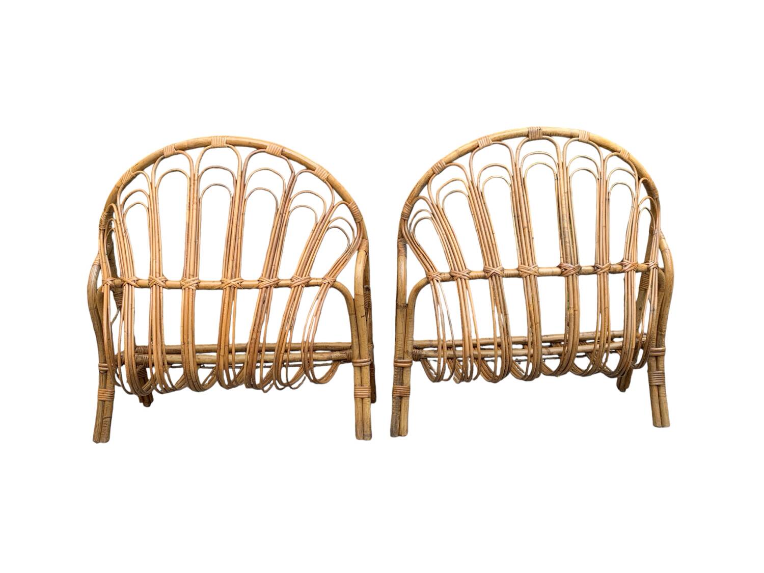 Children's rattan basket bed 1960