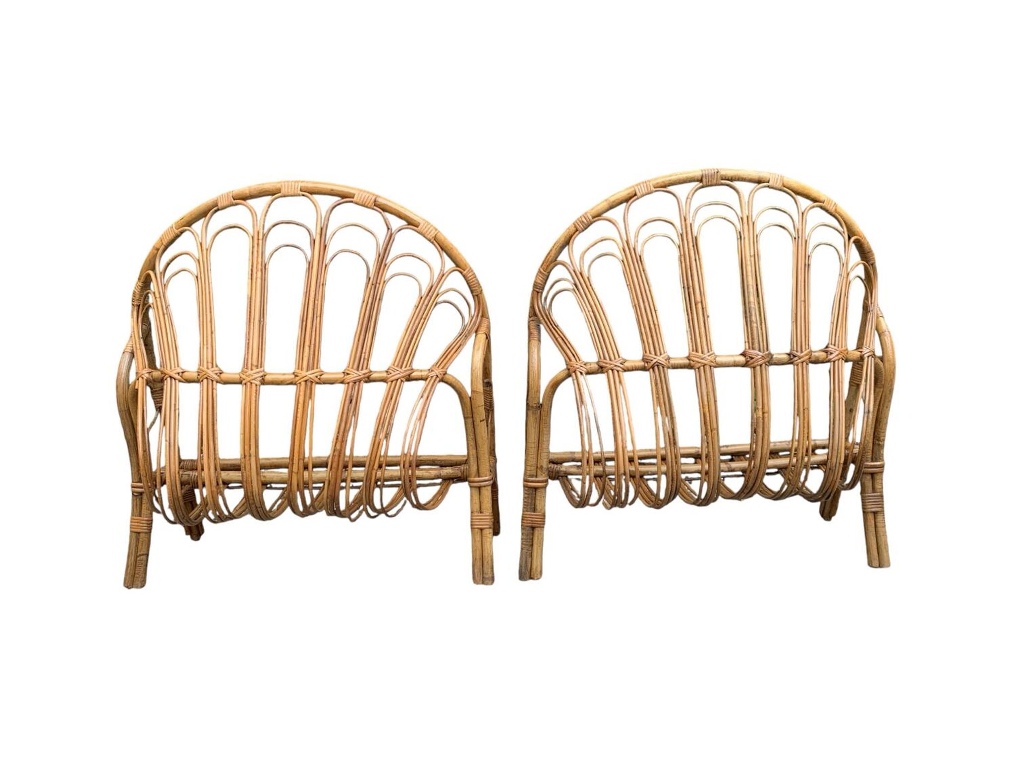 Lit corbeille en rotin pour enfant 1960