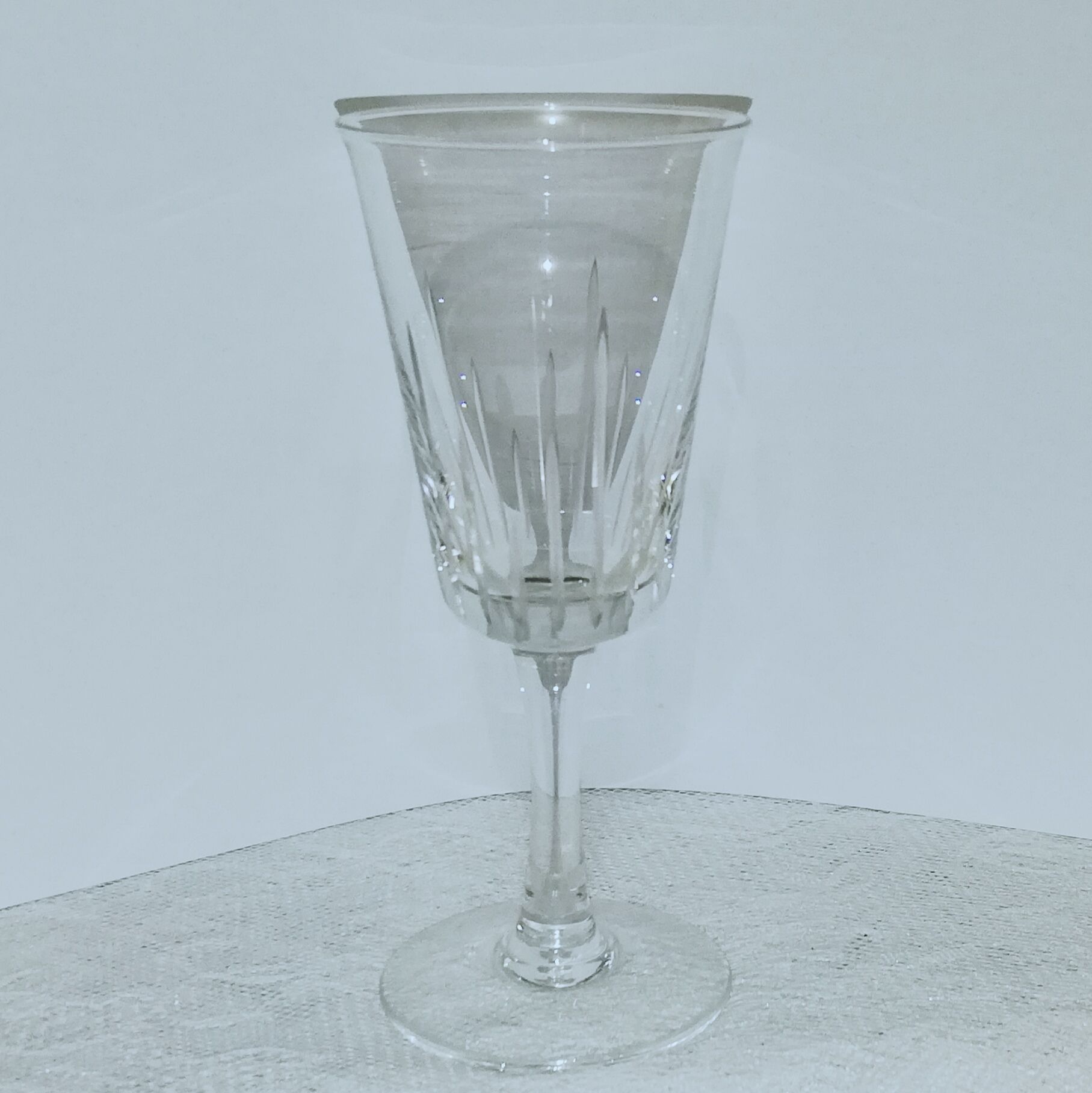 8 stemmed glasses 12.5cl