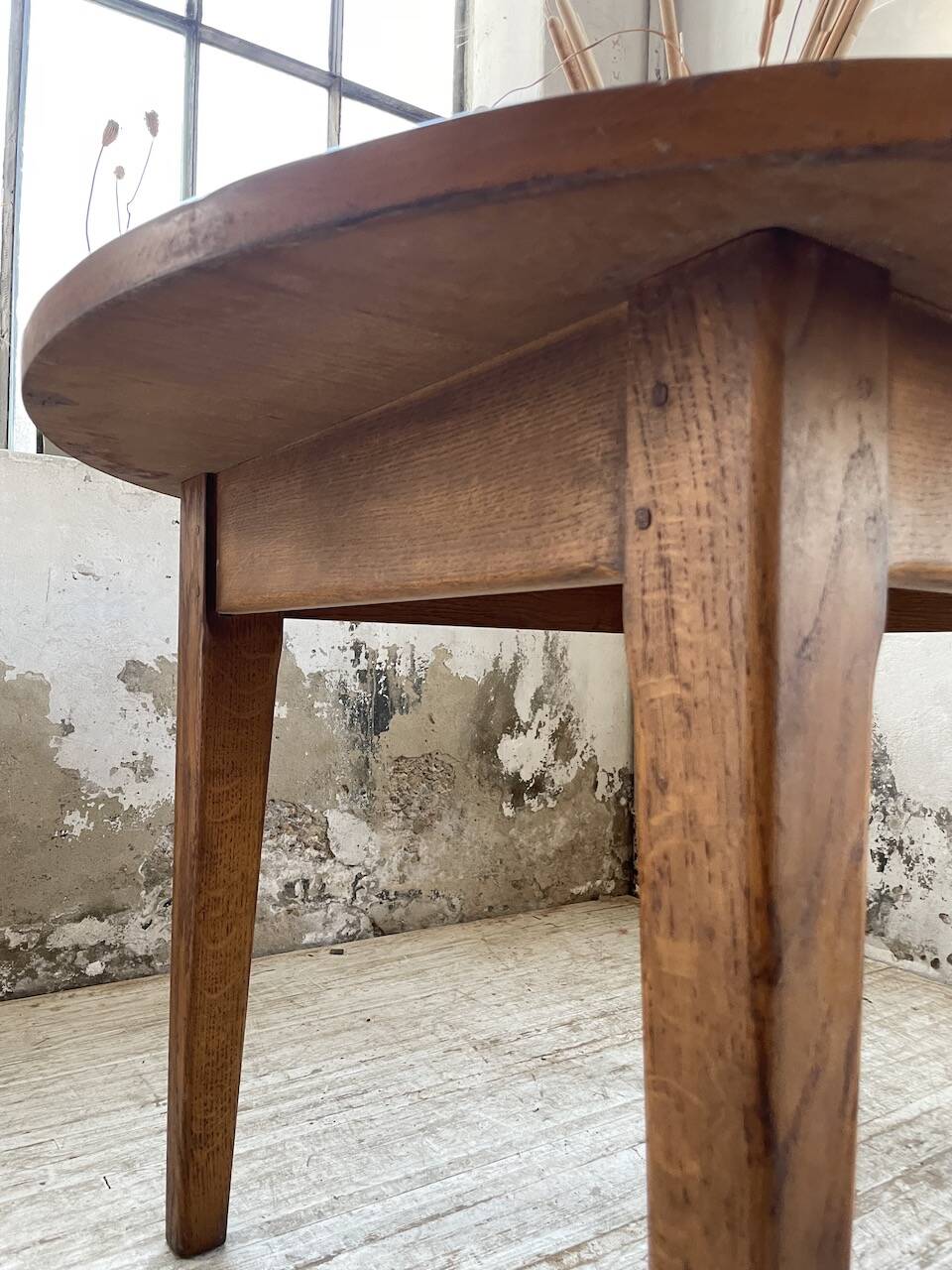 1950s round oak table