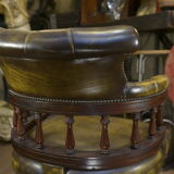 Rotating office chair in mahogany and upholstered leather, from the 1960s