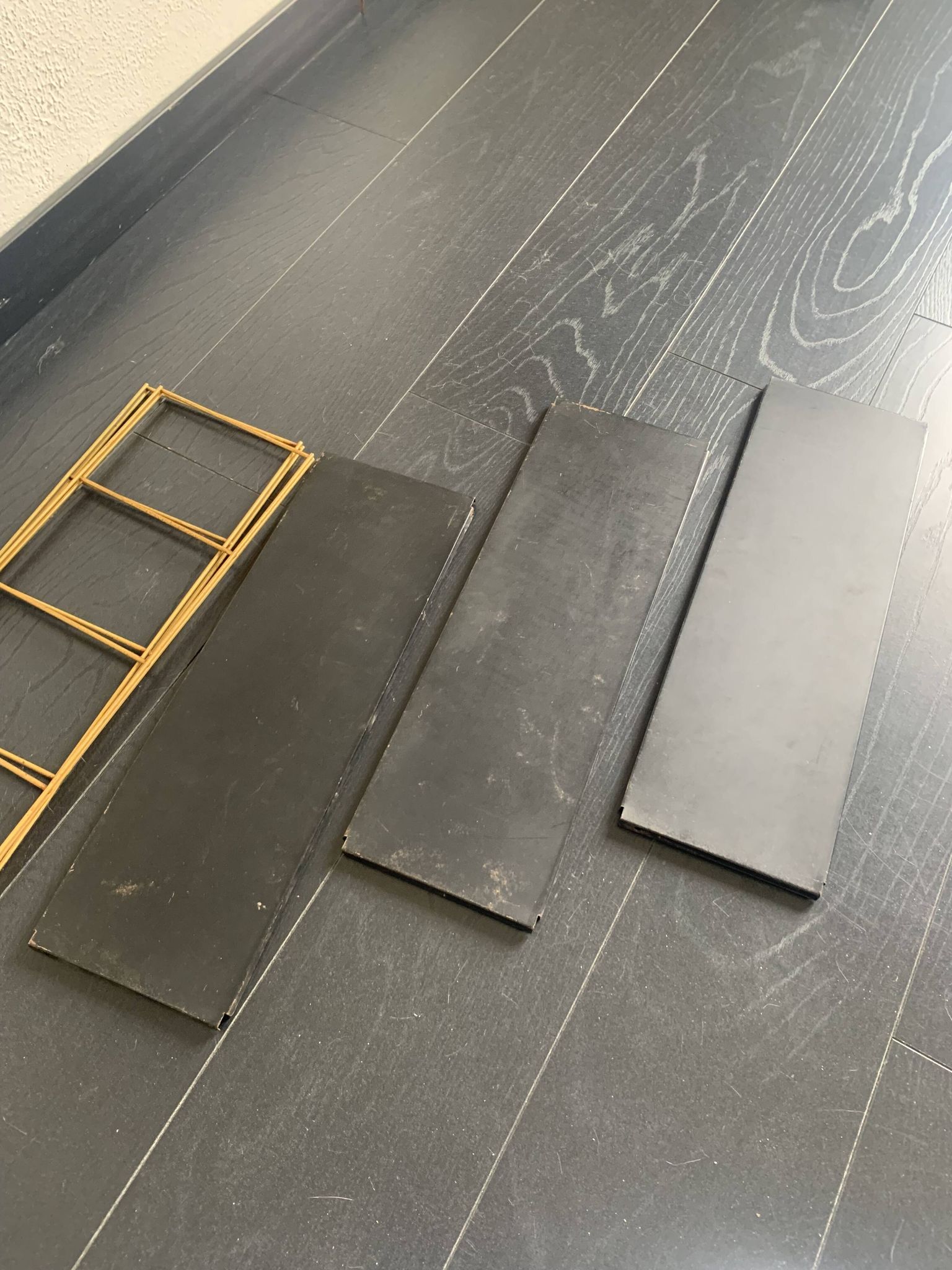 Etagère vintage 1960 String murale noir doré - 60 x 48 cm