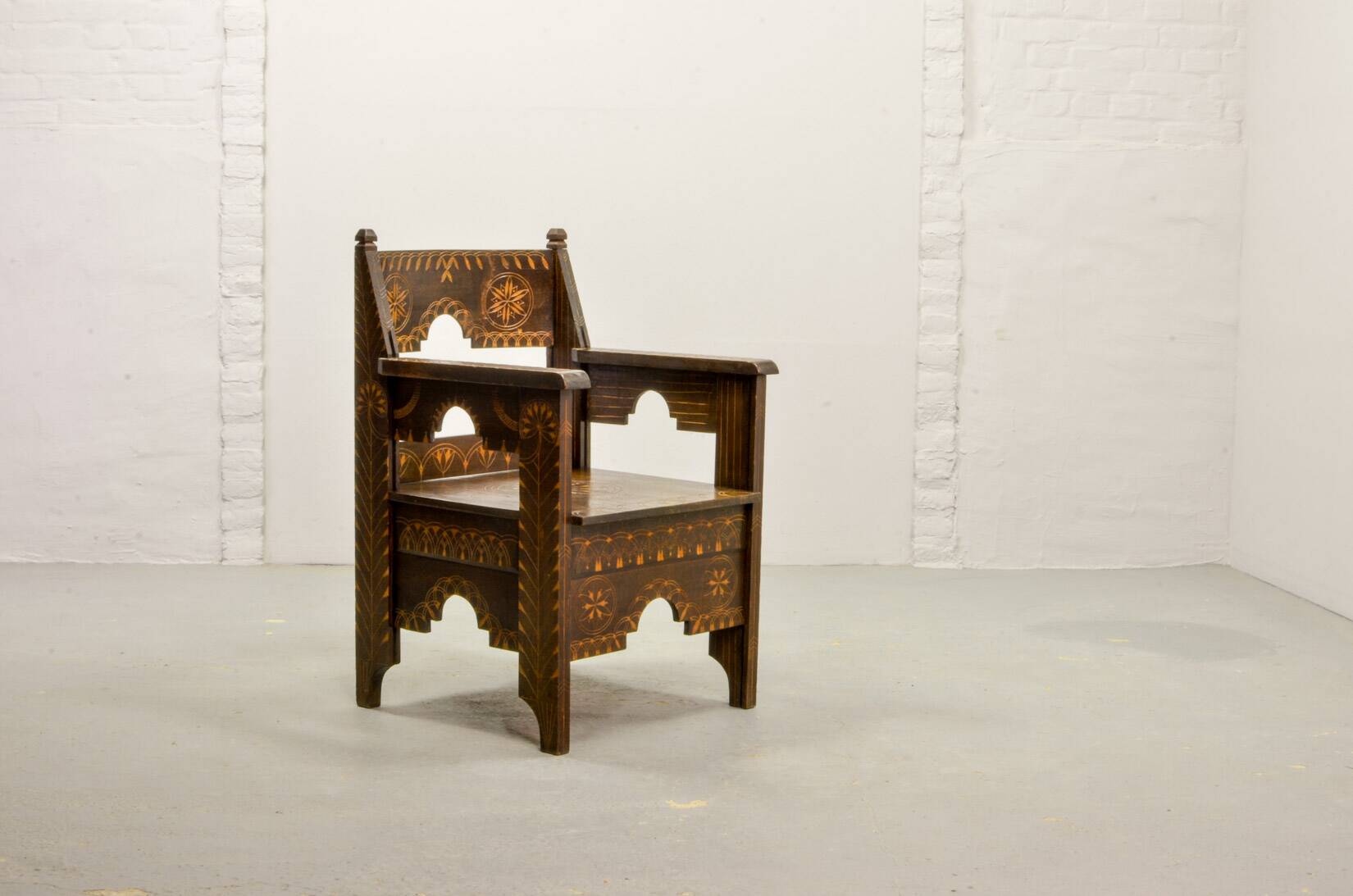 Set of Middle East Design Carved Wooden Moorish Decorated Side Chairs 1950s