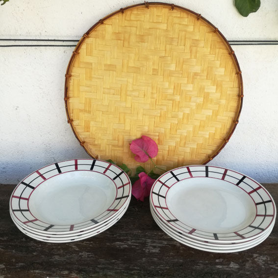 Plates vintage basques