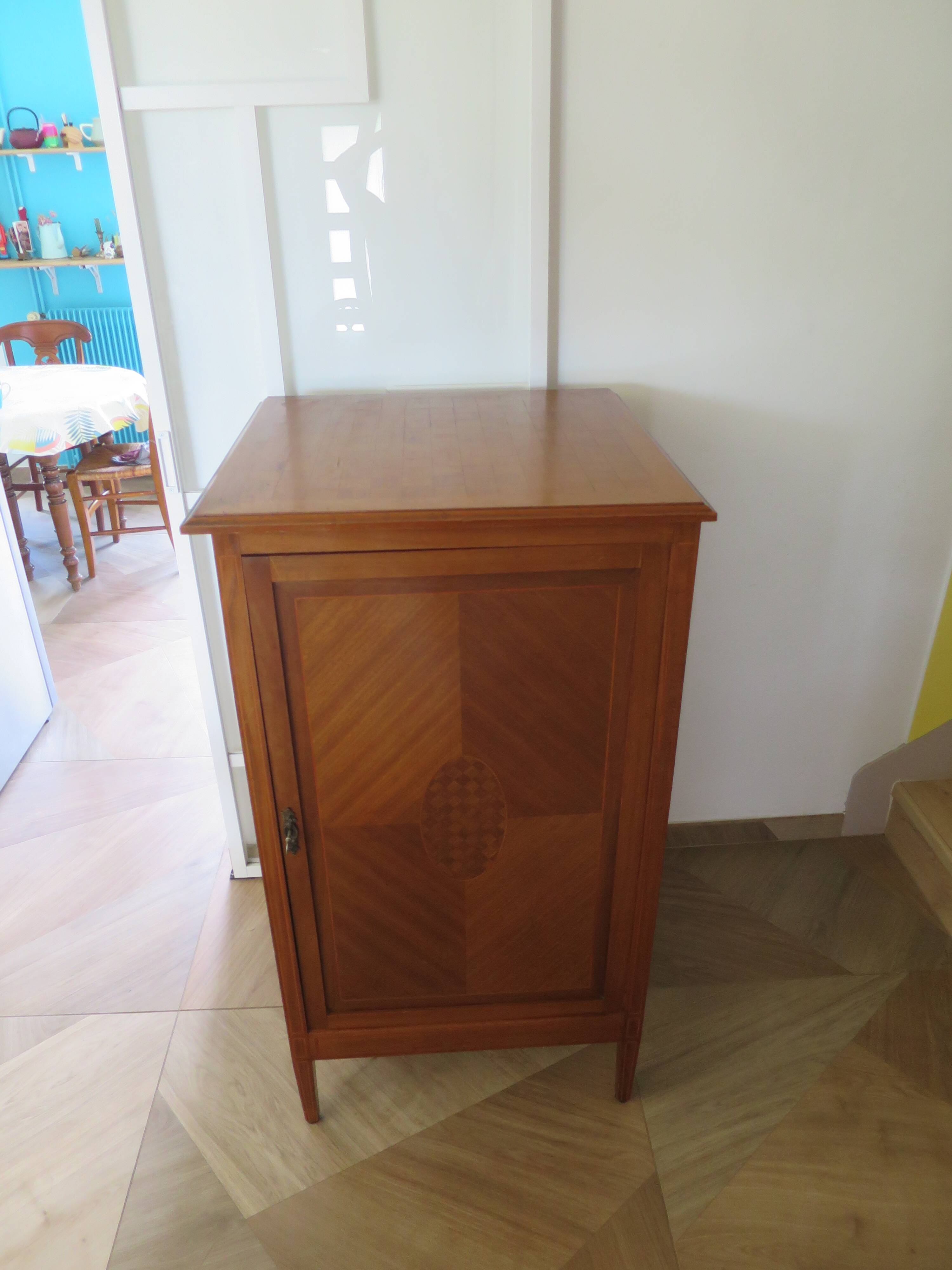 Buffet, bonnetière style Directoire