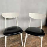 Series of 4 white and black Scandinavian chairs Ingrid from Stella 1960.