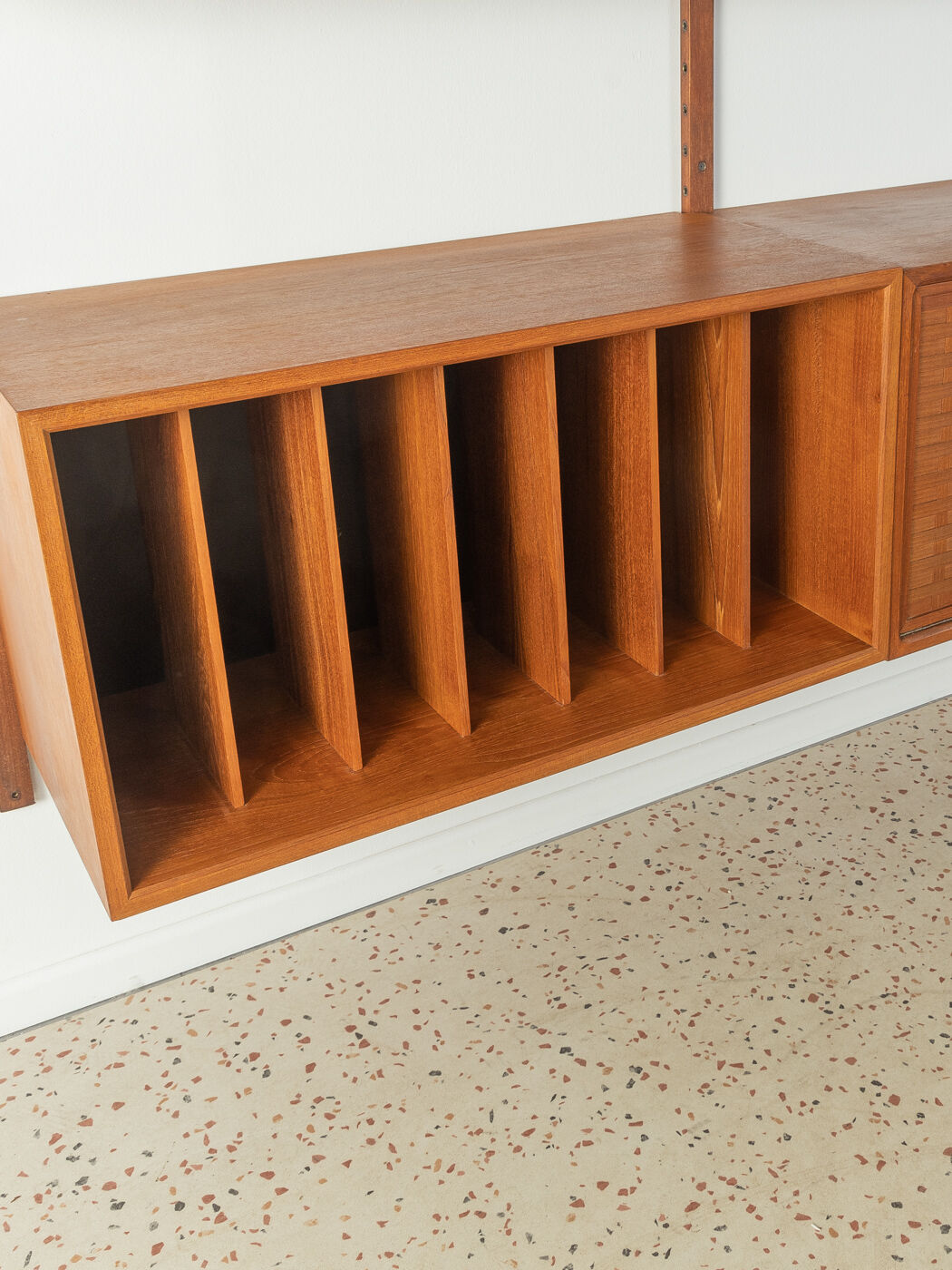1950s wall shelf, Poul Cadovius