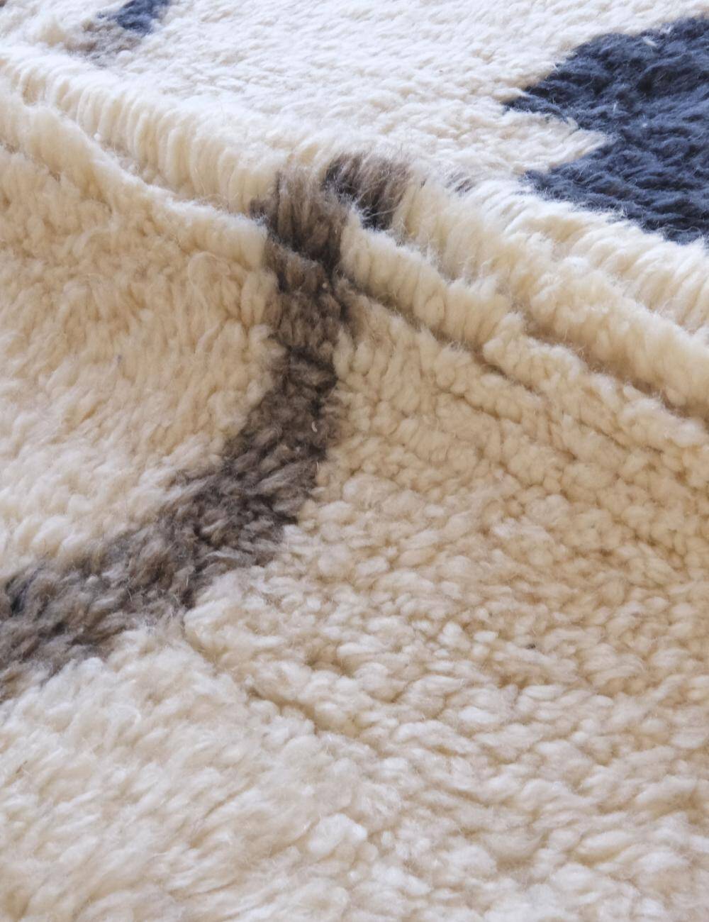 Small Beni Ouarain Rug - 147 x 106 cm