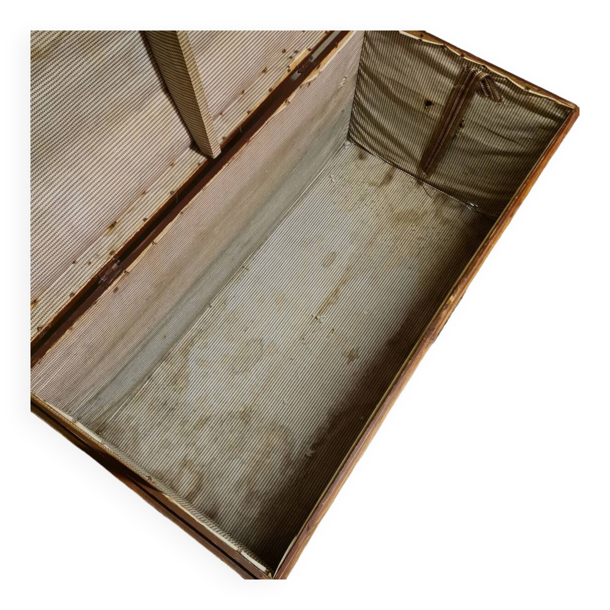 Dutch pine blanket chest with convex lid, late 19th century