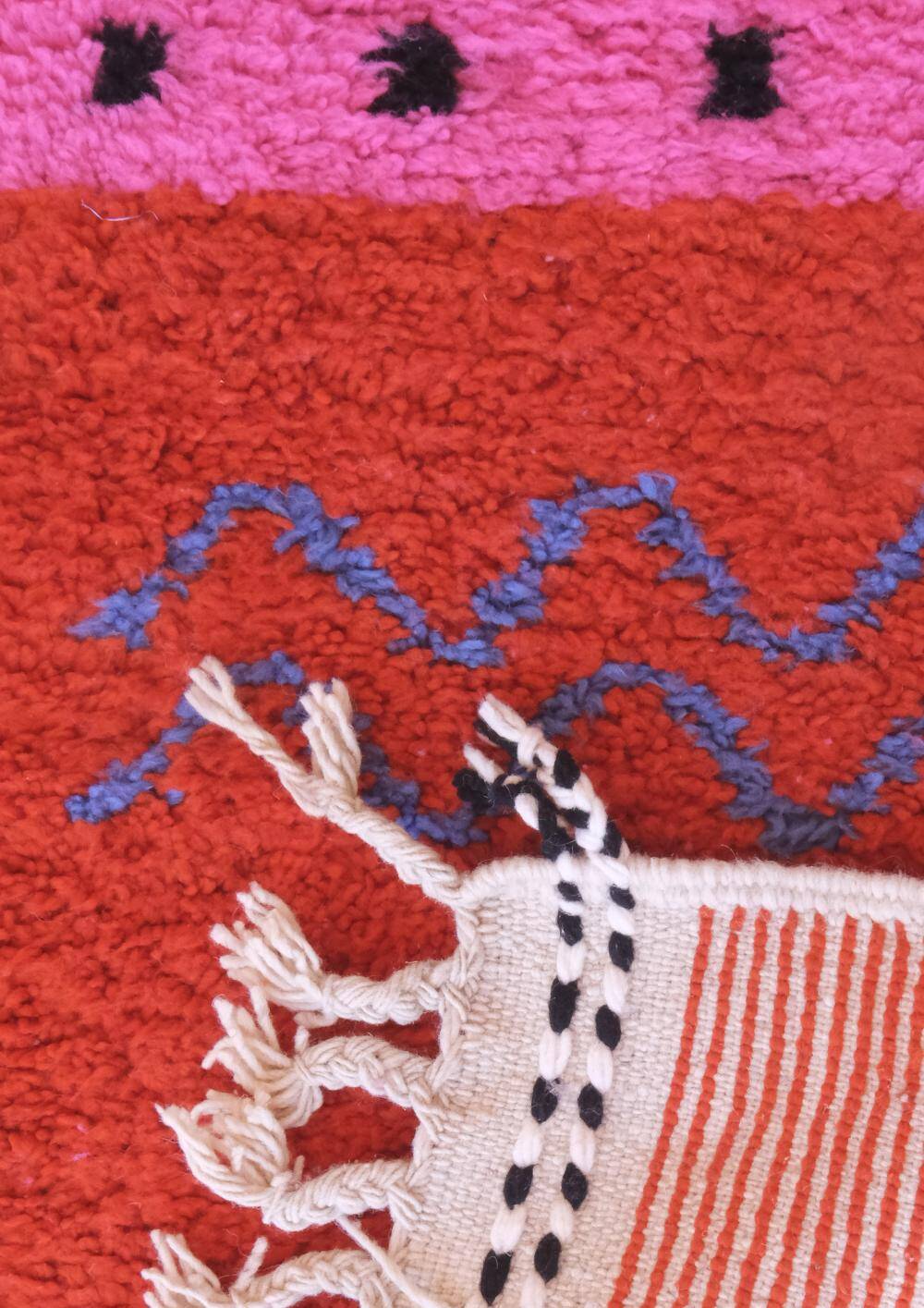 Modern Runner Rug - 332 x 64 cm