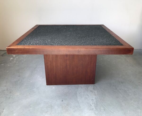 Table basse carrée en granit, circa 1980