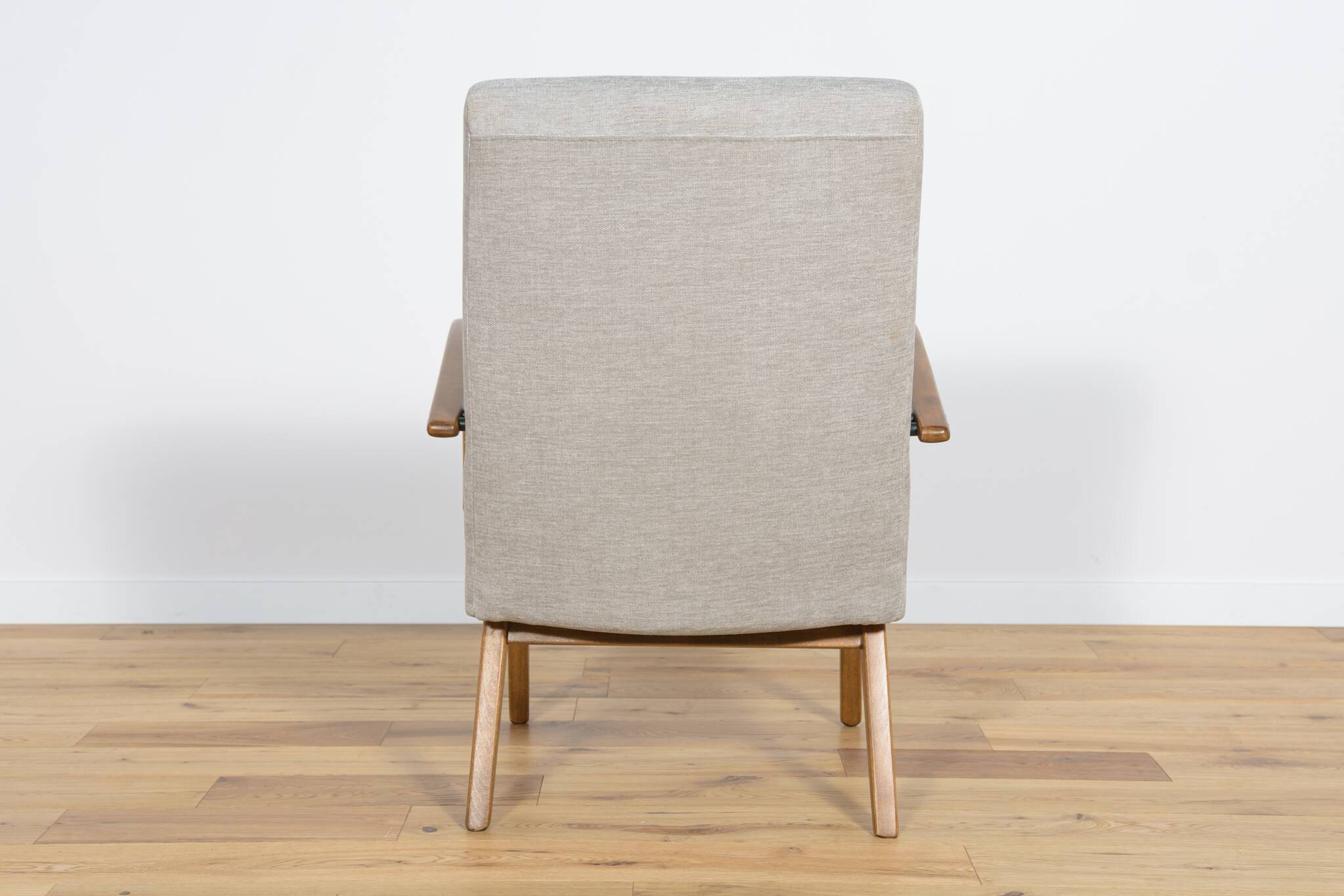 Model 53 Armchair by Jaroslav Smidek for Ton, 1960s
