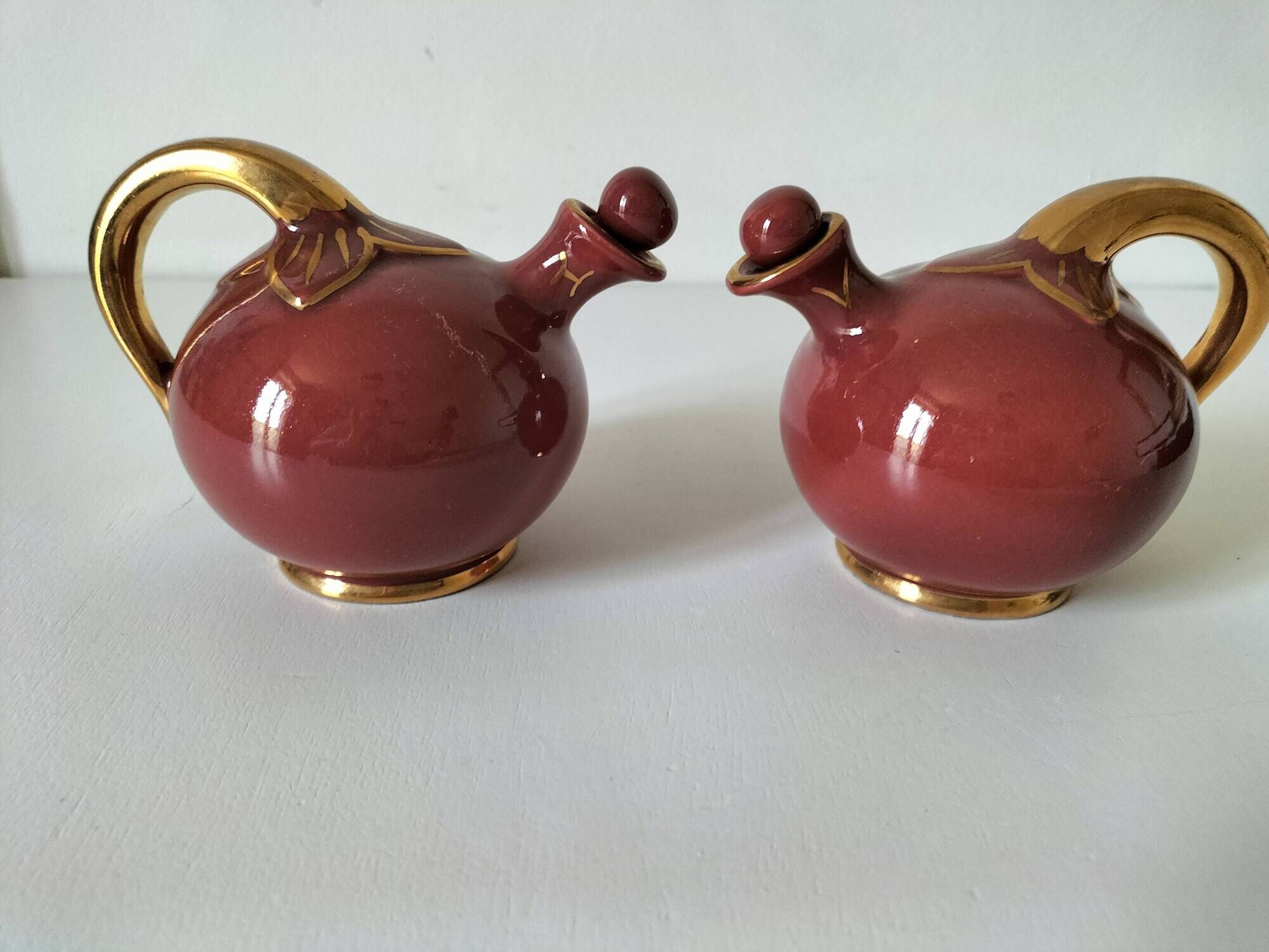 Two small pouring bottles Röd Rubin