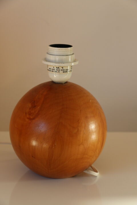2 feet imt italy wood lamp (ball)