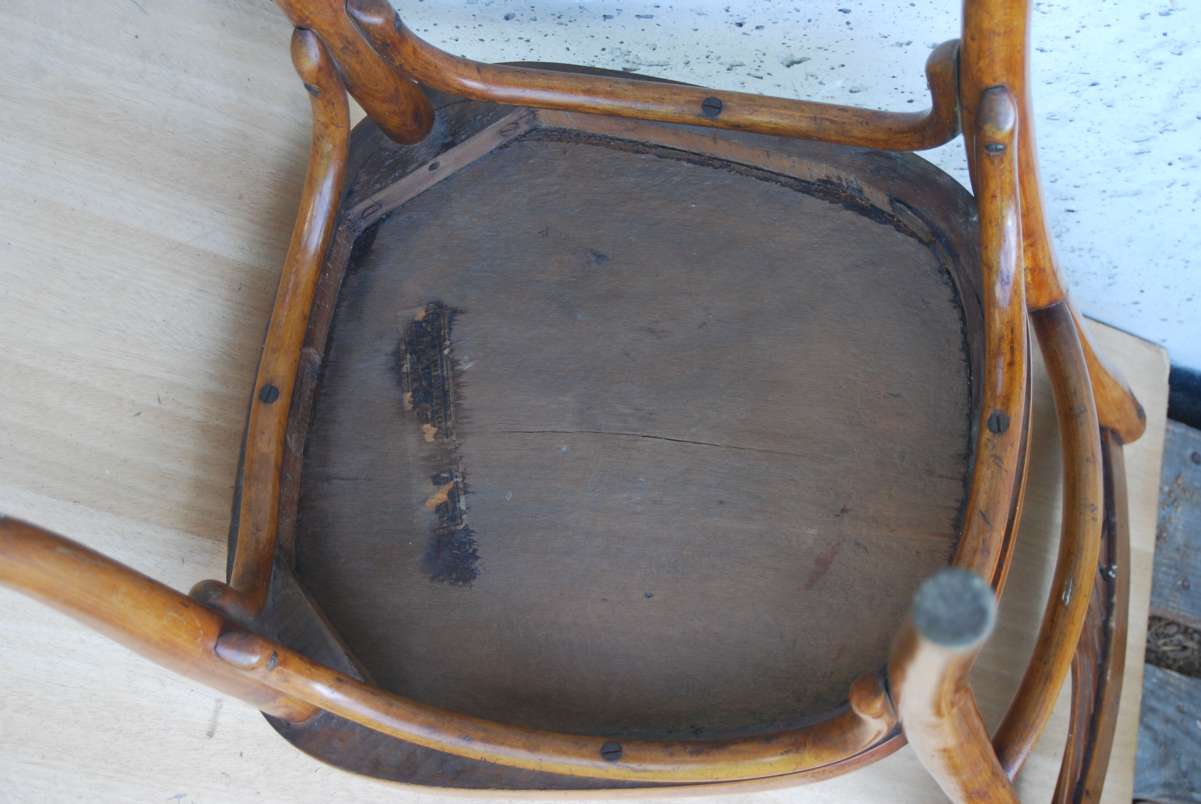 Curved wooden bistro chair J & J Kohn