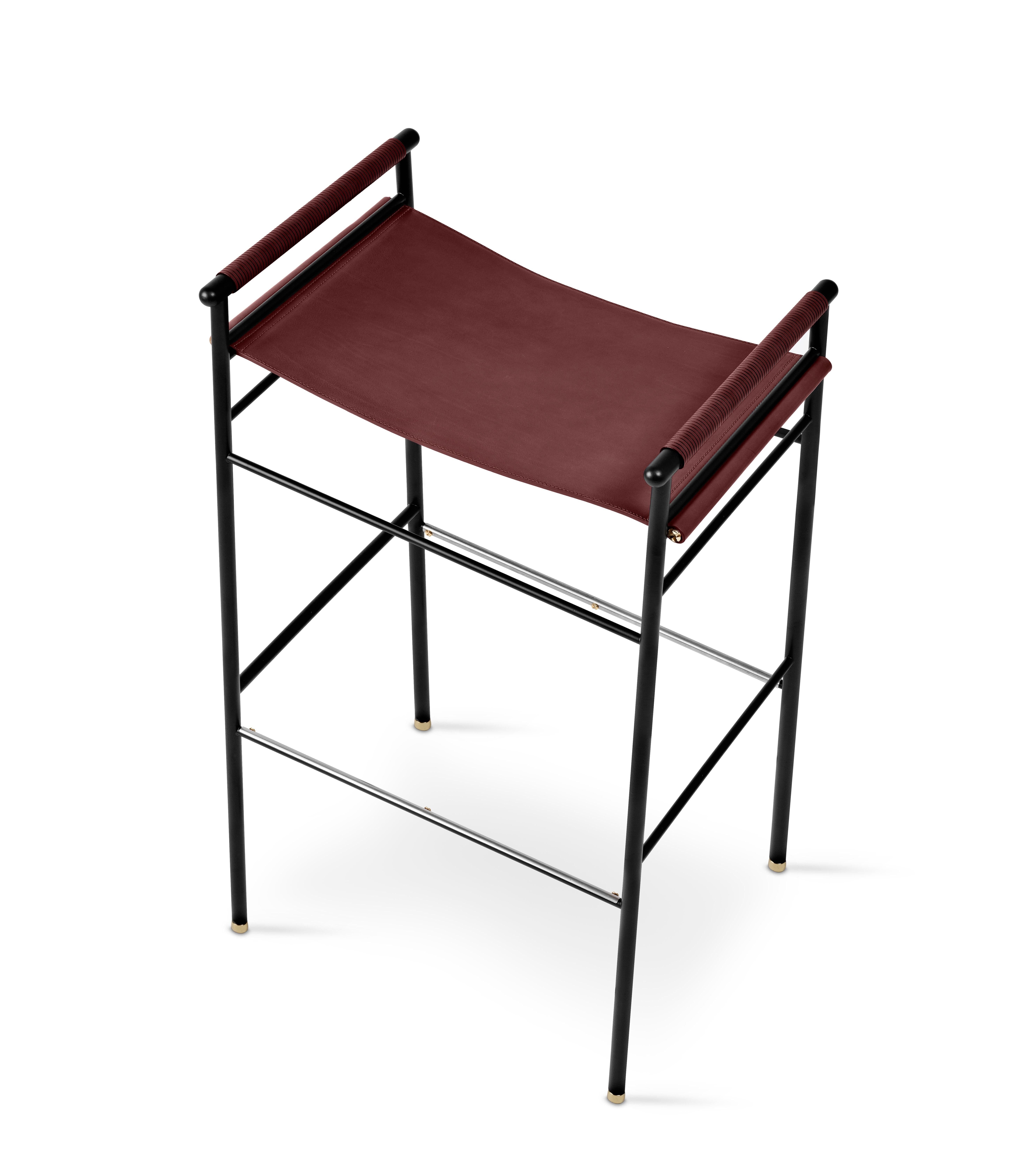 Jeu de 3 tabourets de bar Artisan contemporain en cuir cognac et métal noir