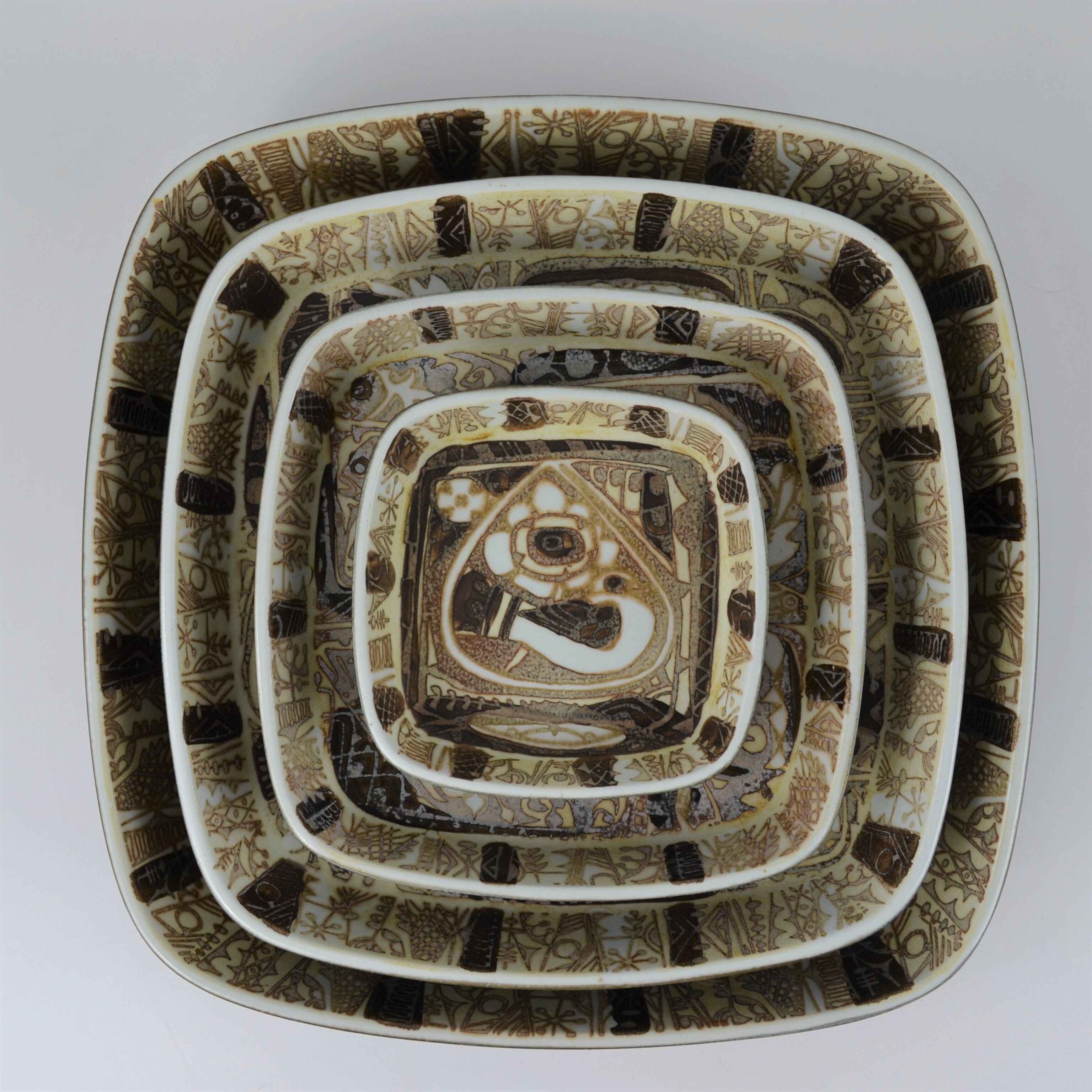 Set of four earthenware dishes Baca series by Johanne Gerber and Nils Thorsson for Royal Copenhagen