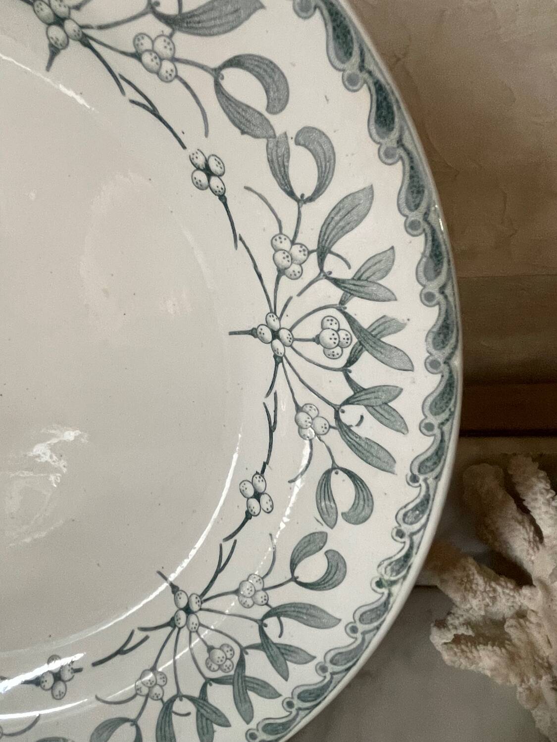 Antique round ironstone dish with mistletoe decoration, Grand Dépôt by Emile Bour