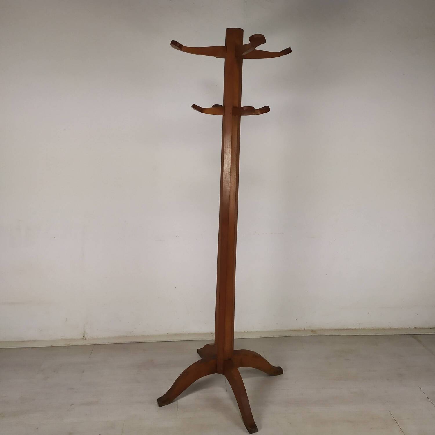 Vintage wooden parrot coat rack