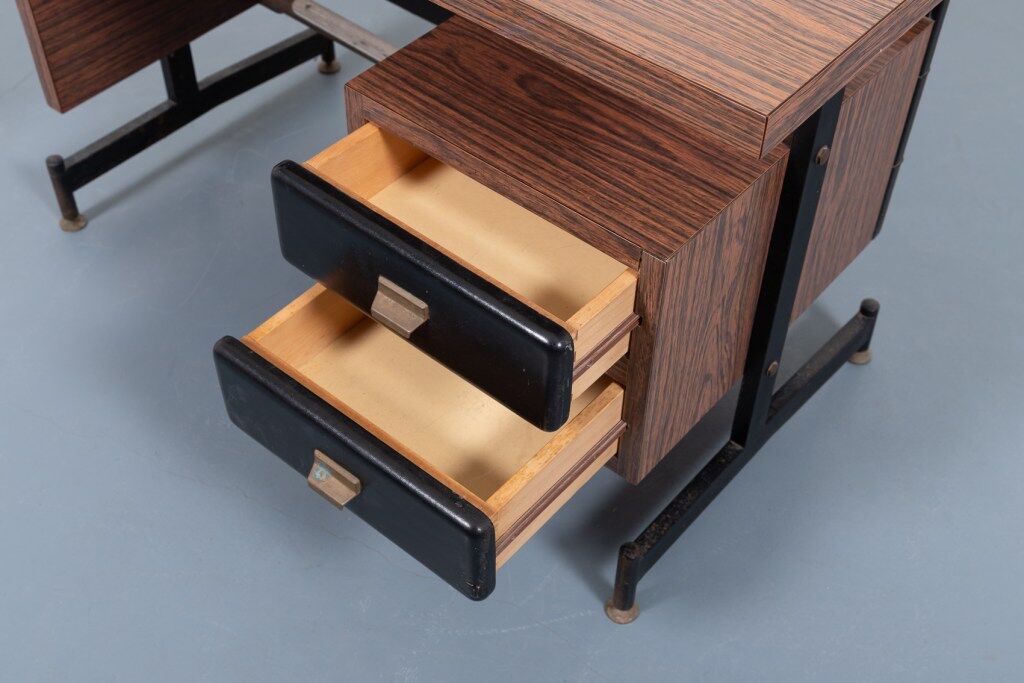 Italian desk with mid-century chair from the 1960s