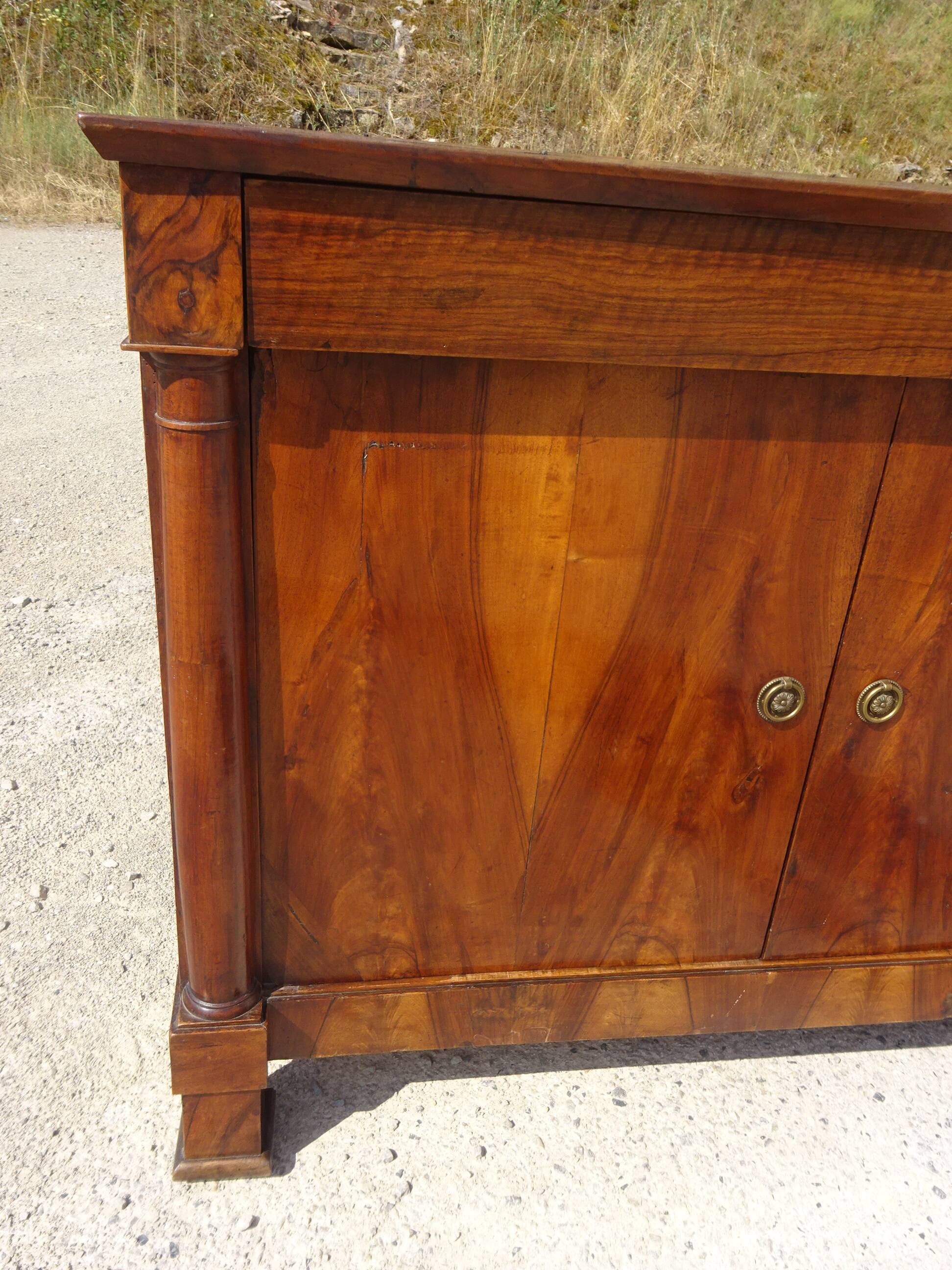 Antique buffet à colonnes semi détachées style Empire