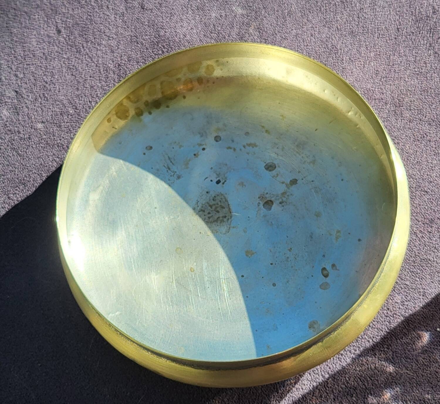 Vanity, cut crystal box