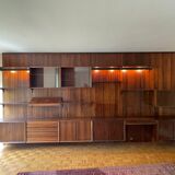 "Royal" wall system by Poul Cadovious