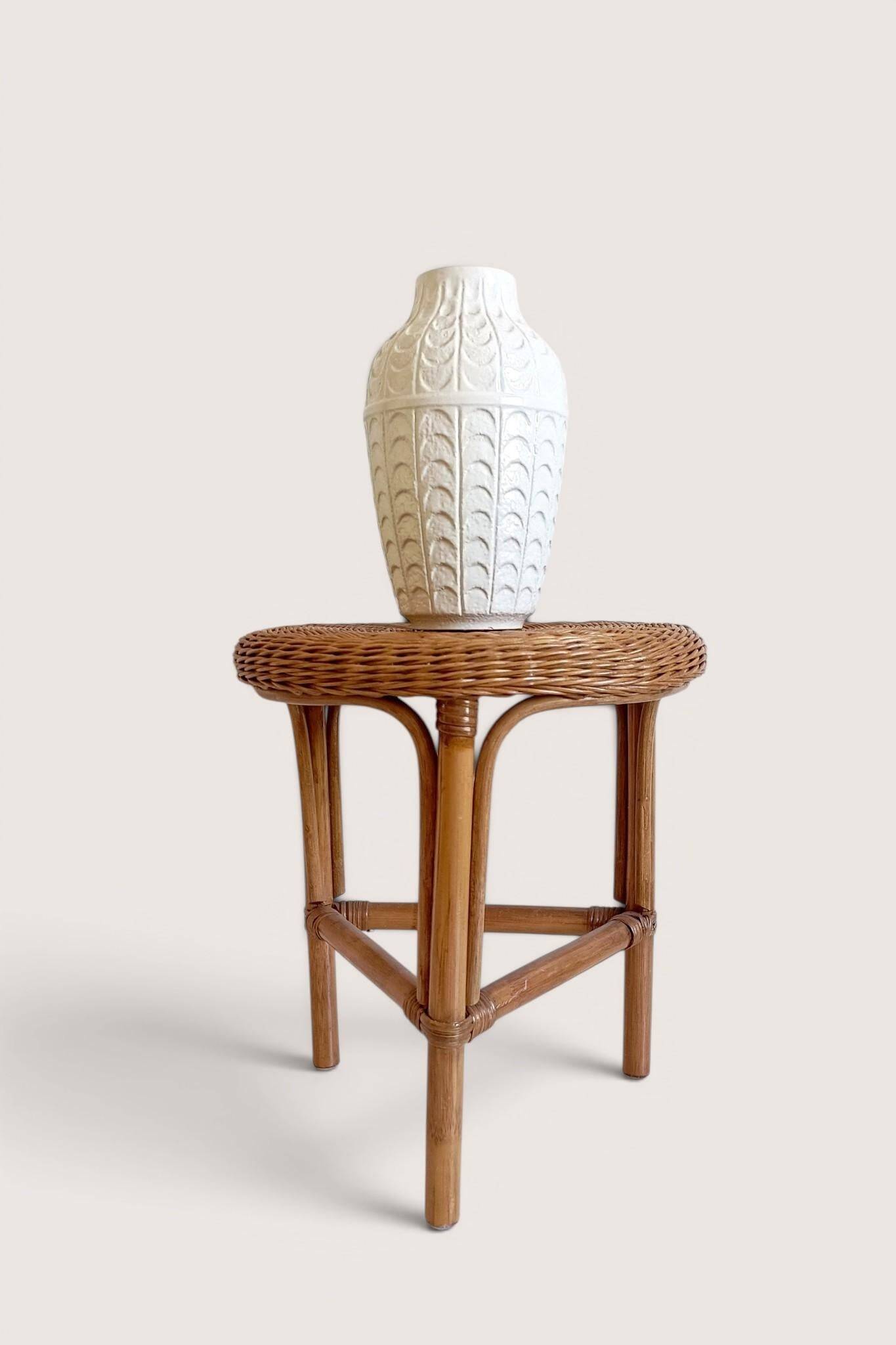 Vase en céramique blanche émaillée de style mid-century par Bay Keramik, Allemagne de l'Ouest, années 1950.