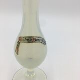 Vase en opaline florentin blanc