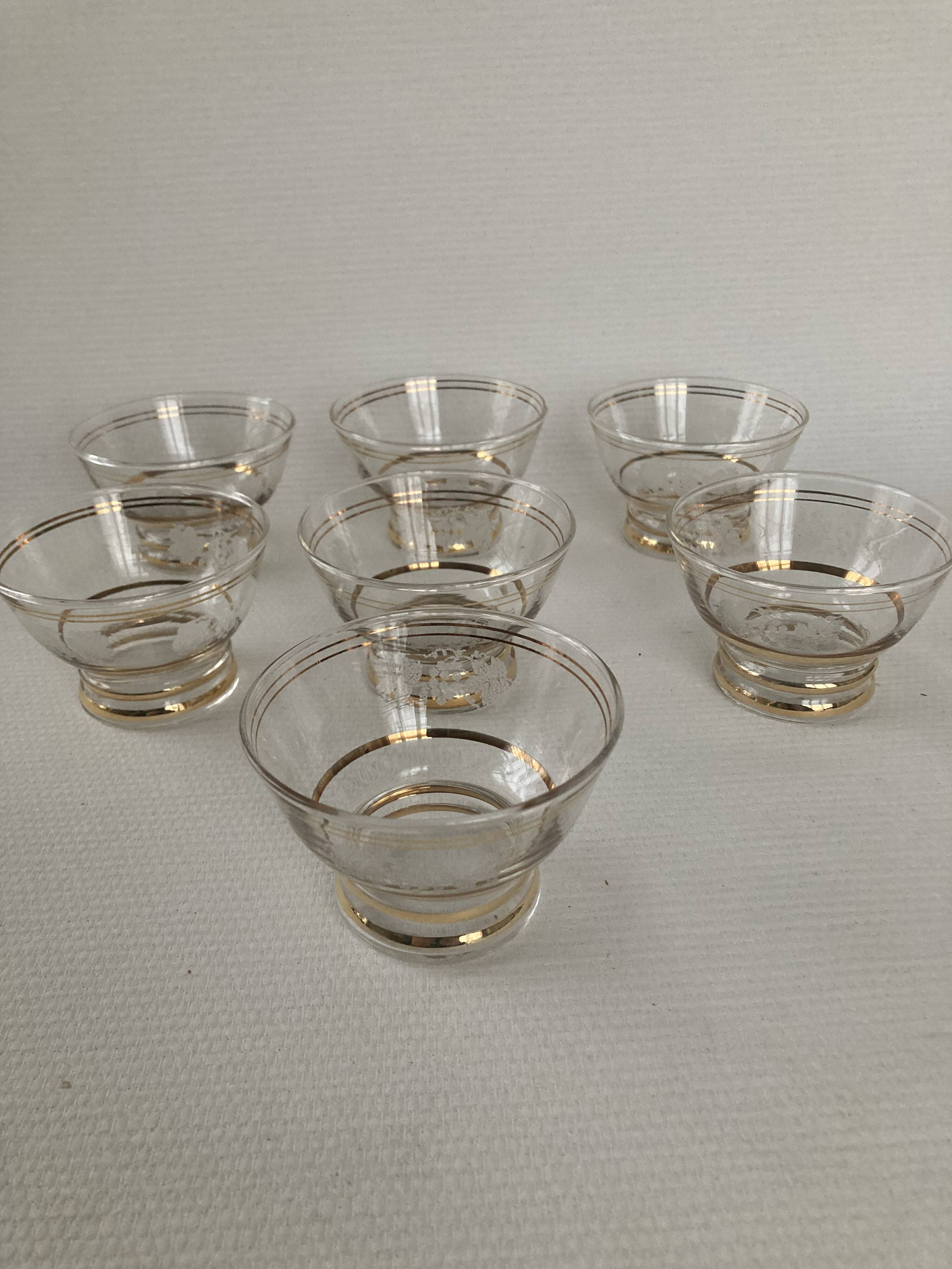 Set of Water Glasses and Champagne Glasses