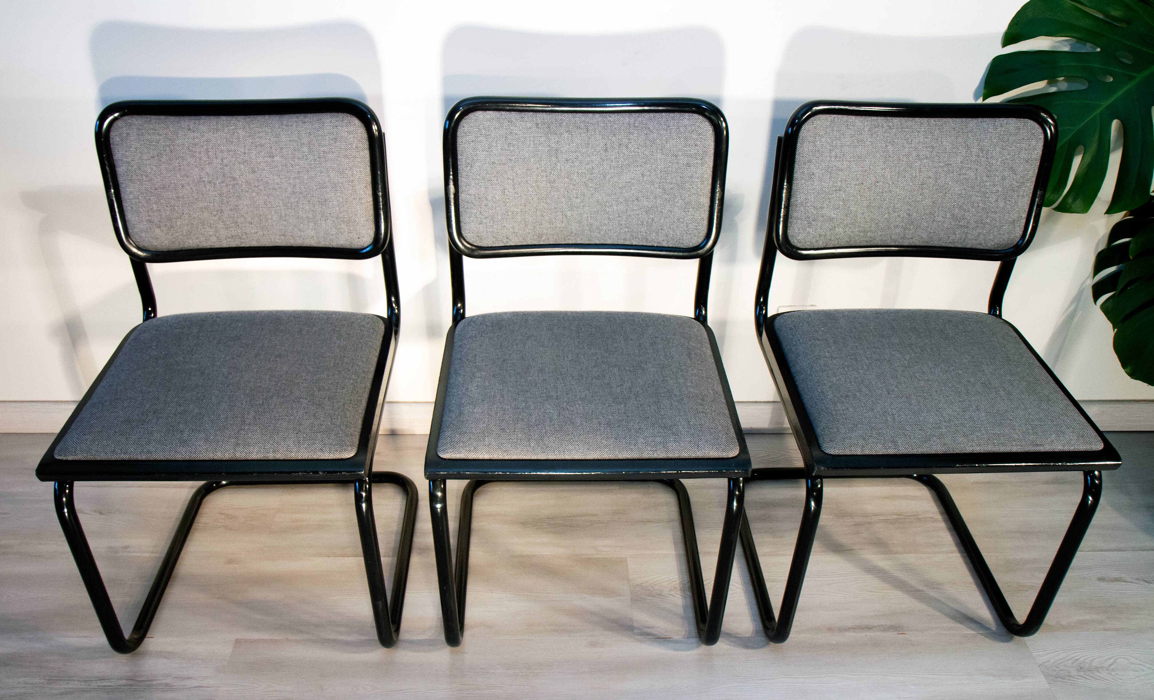 Cesca B32 chair, black and heather gray, Italian edition