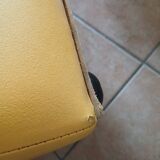 Lot de 4 chauffeuses années 70/80 vintage en similli cuir  jaune moutarde