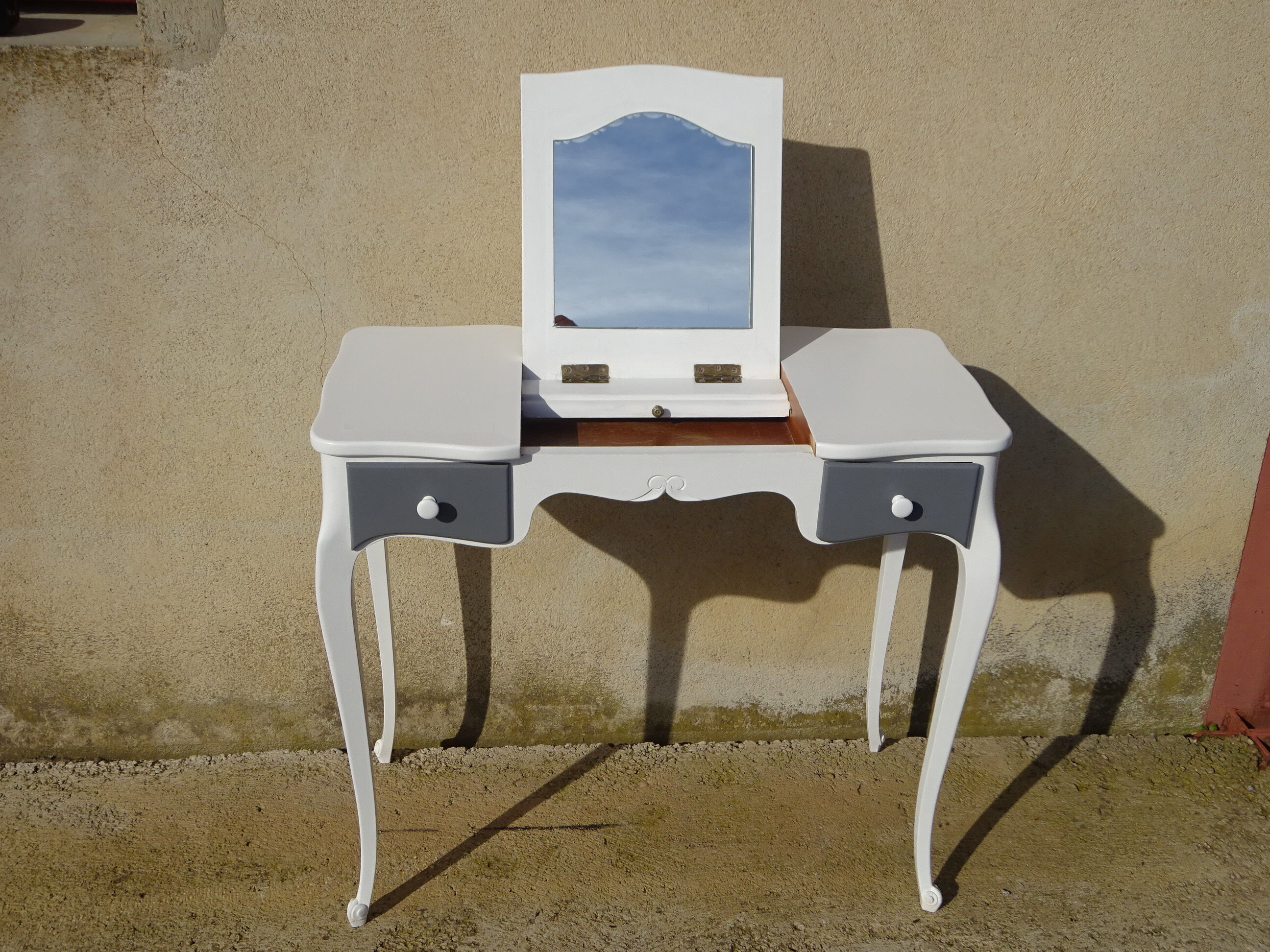 Small wooden dressing table
