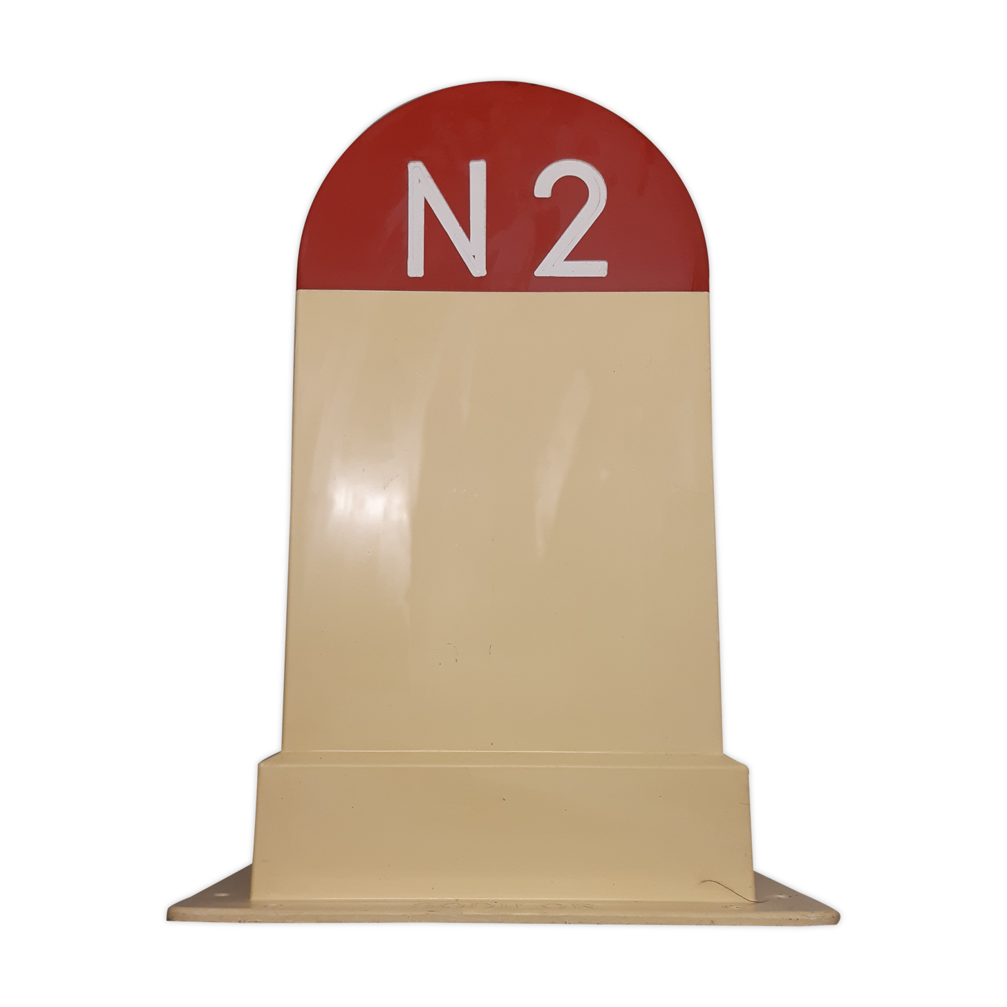 Polyester kilometre marker
