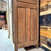 Armoire en chêne aérogommée