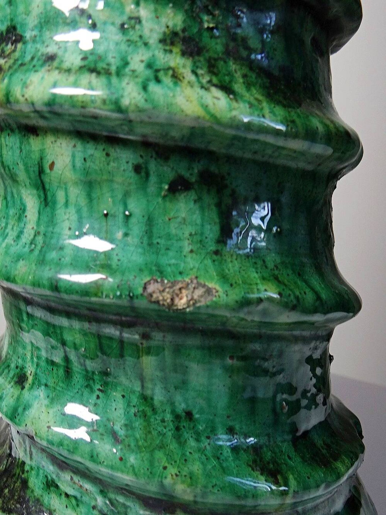 Large Tamegroute candlestick in green glazed terracotta, Morocco, 1960s-1970s.