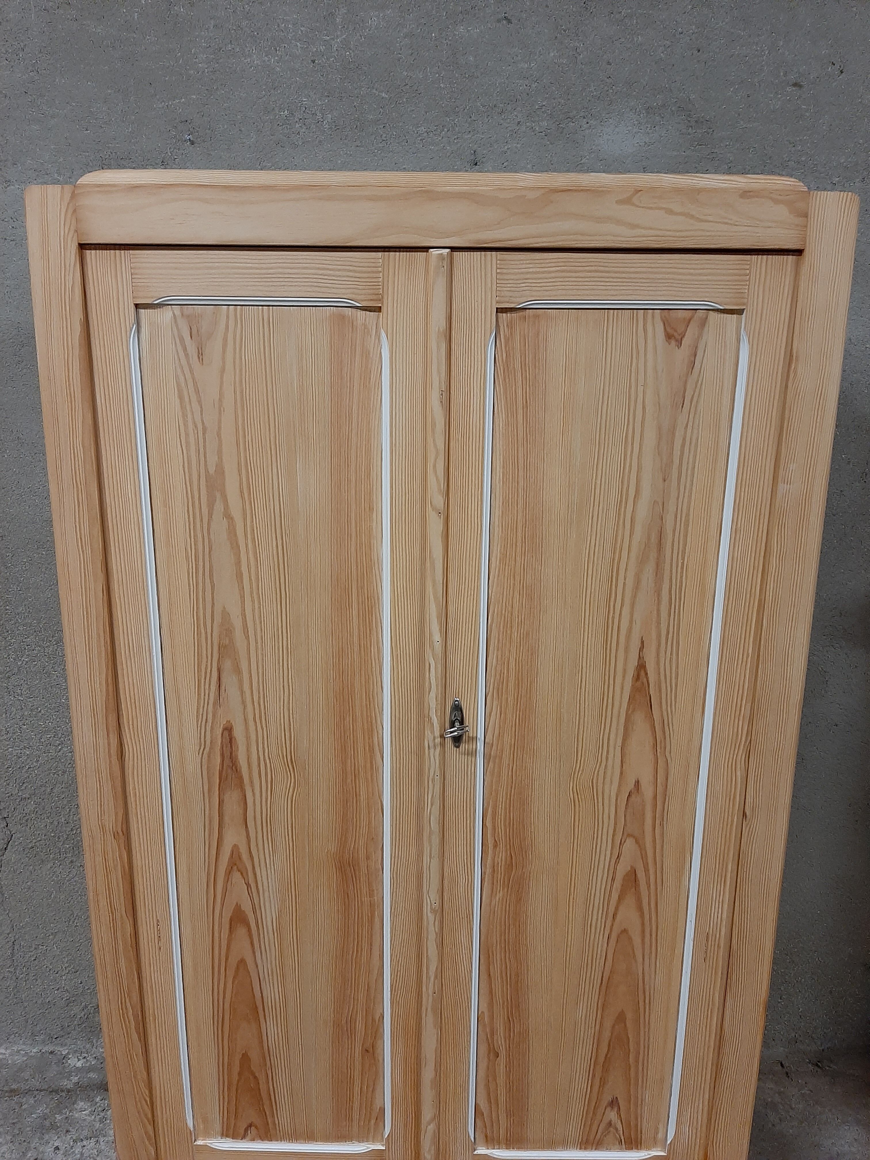 Wardrobe solid pine