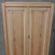 Armoire en pin massif