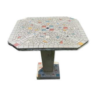 Table de jardin en ciment et carreaux mosaïque des annees 60