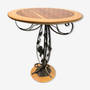 Art deco style pedestal table