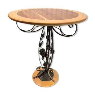 Art deco style pedestal table