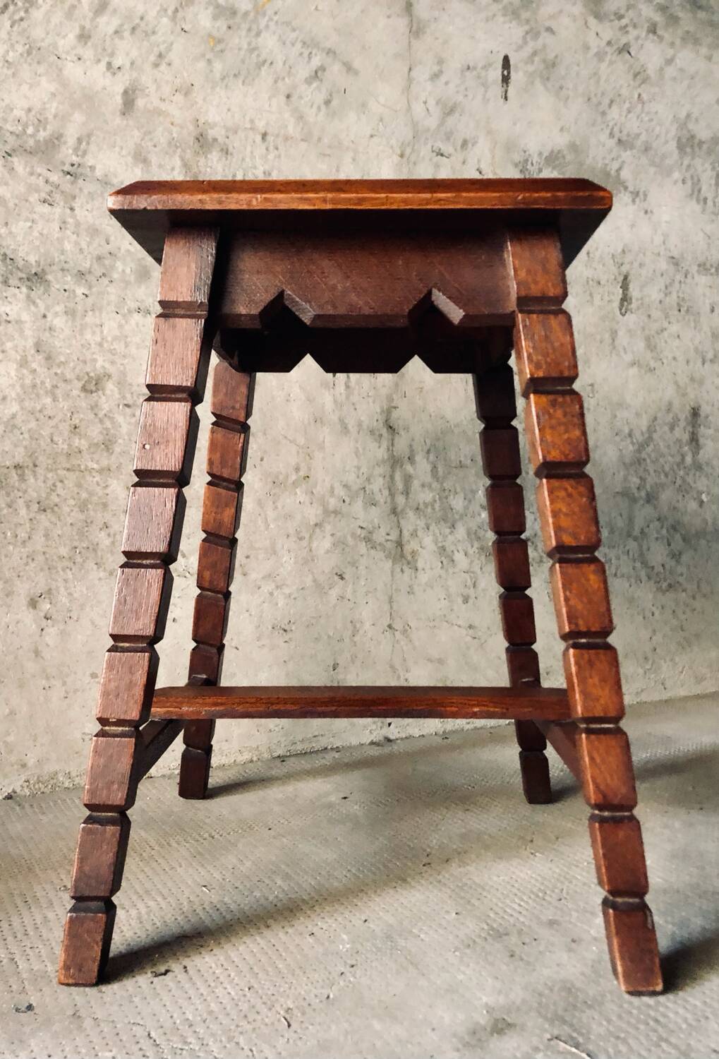 Mid-Century XX Oak Stool or Side Table