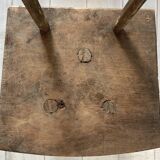 Set of three wooden tripod chairs in oak, raw art.