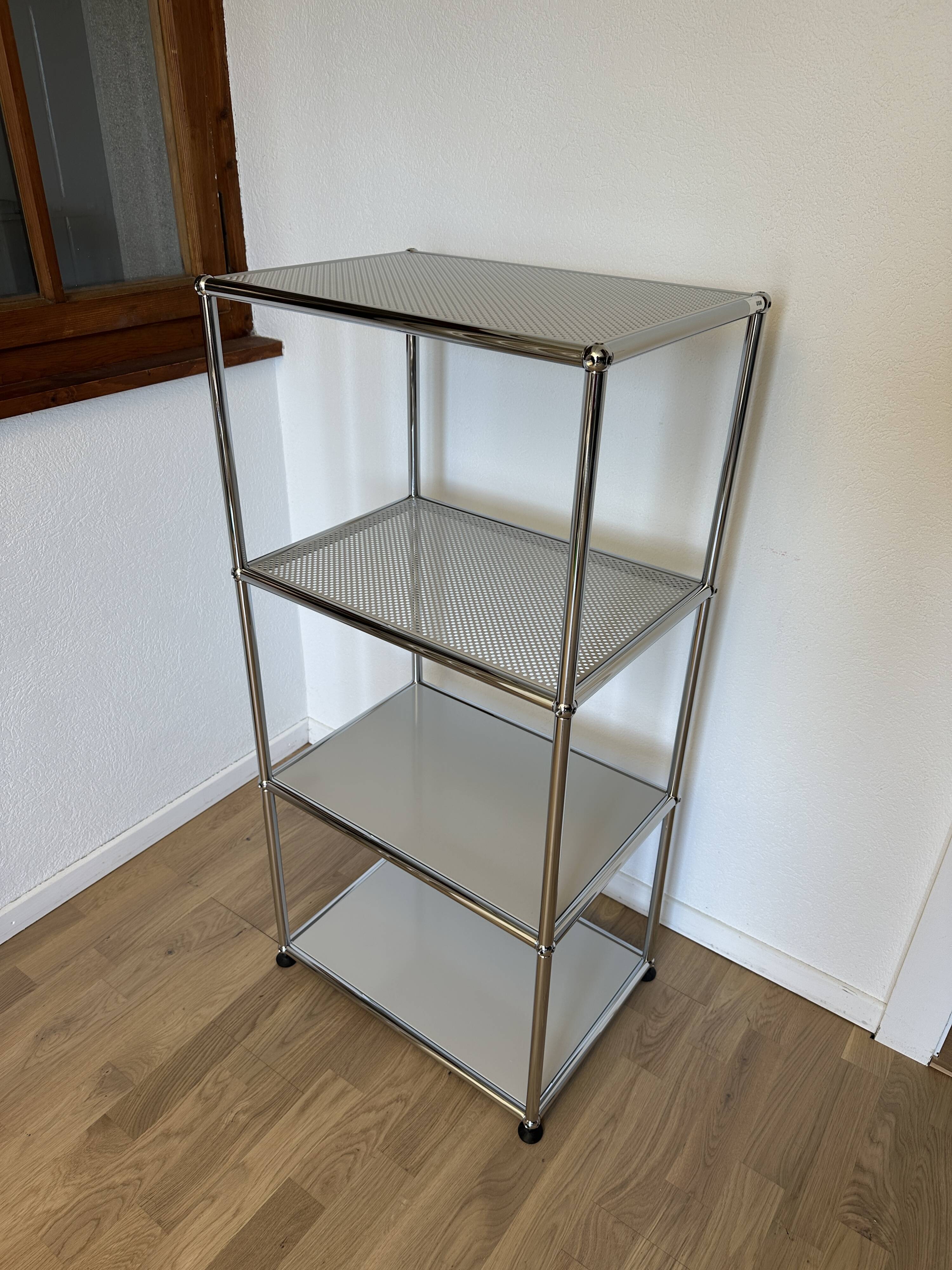 USM Haller Shelf in Light Grey