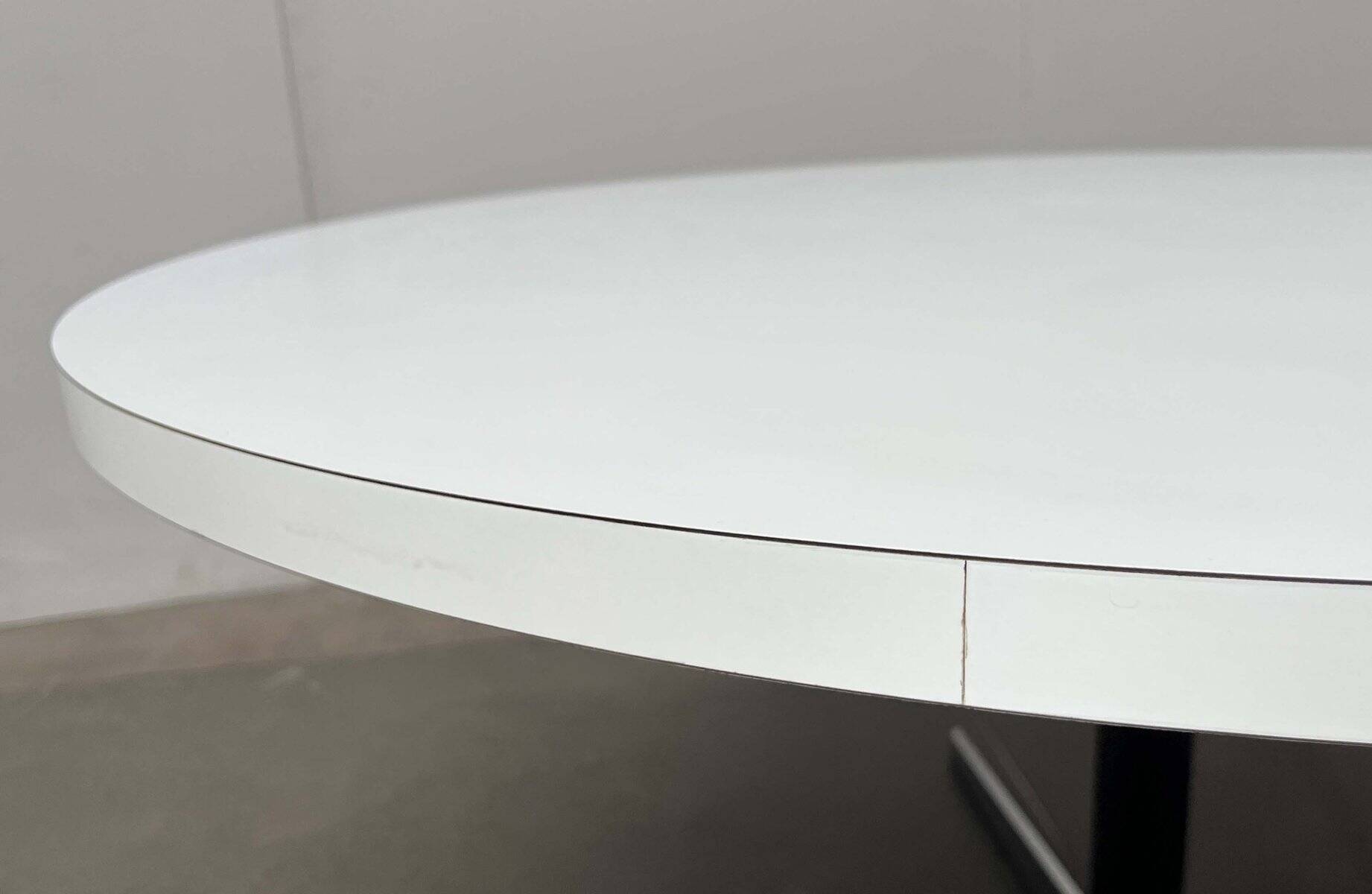 Mid-century modern minimalist space coffee table from Wiener Werkstätte, 1960s.