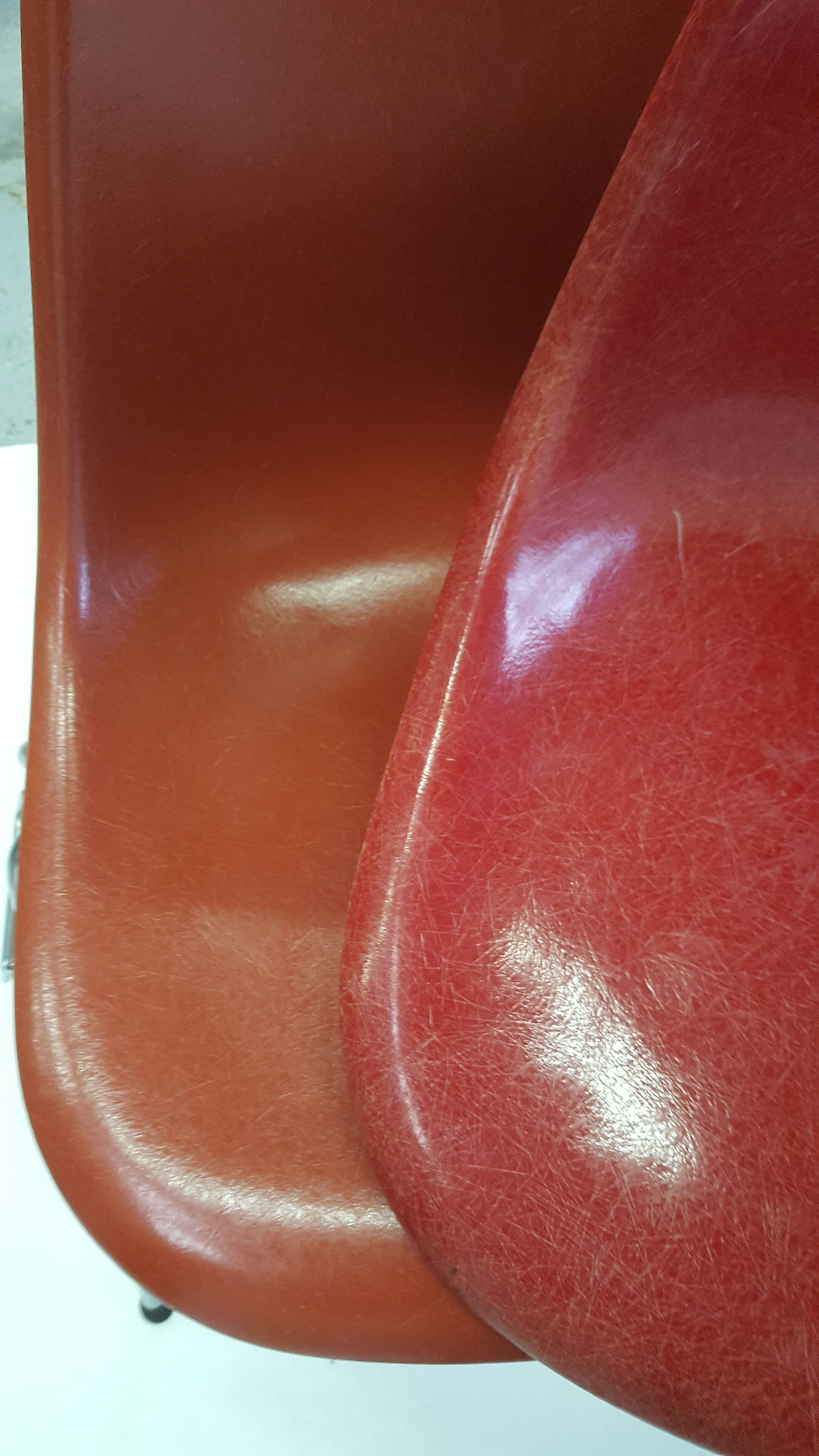 Chaise DSS de Ray Eames édition Herman Miller
