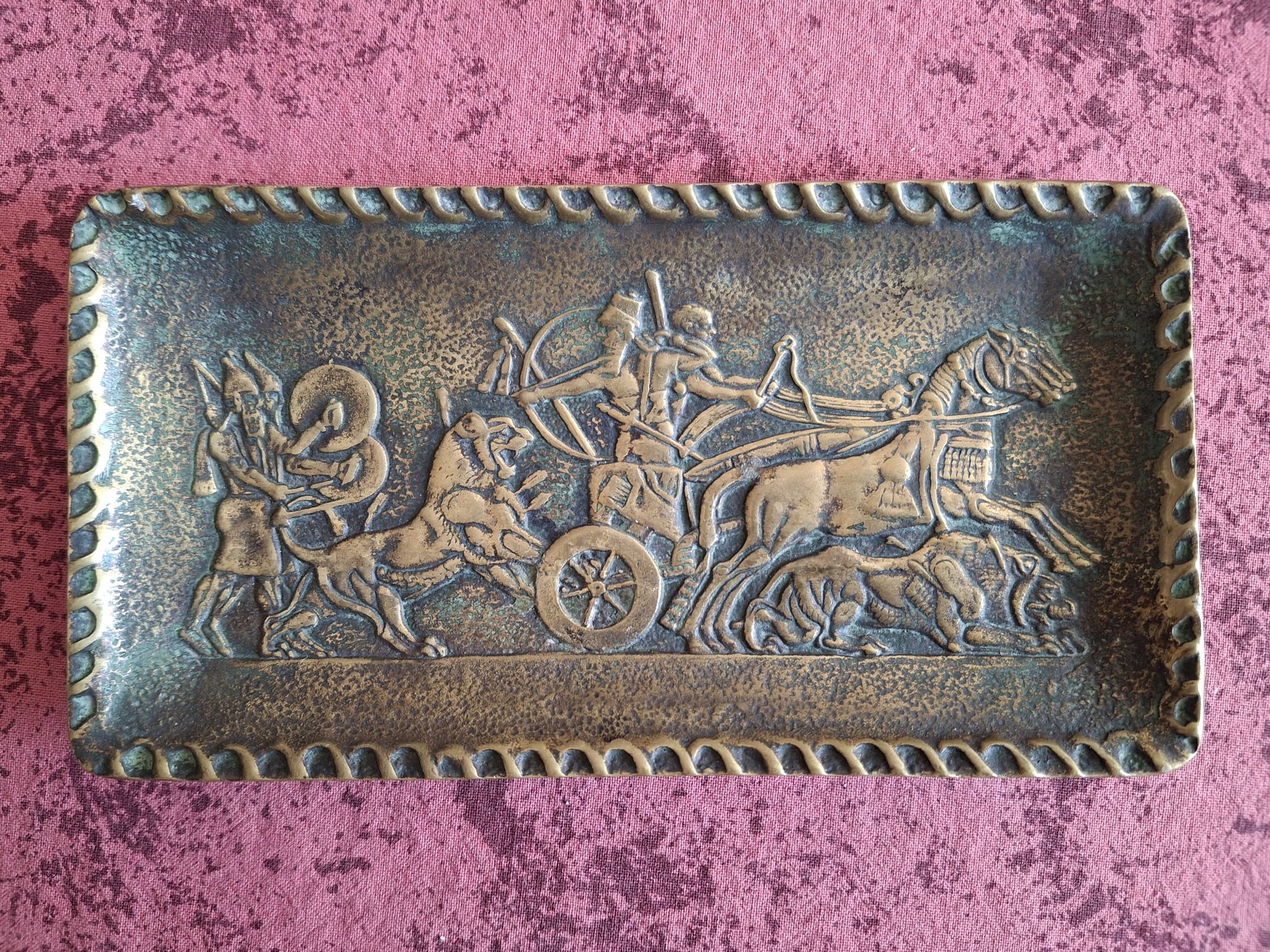 Bronze catchall 15.3 X 8 cm 265 grams signed Max Le Verrier very good.